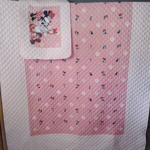 THE BIG ONE DISNEY'S MINNIE MOUSE QUILT SET REVERSIBLE QUILT & SHAM TWIN SIZE